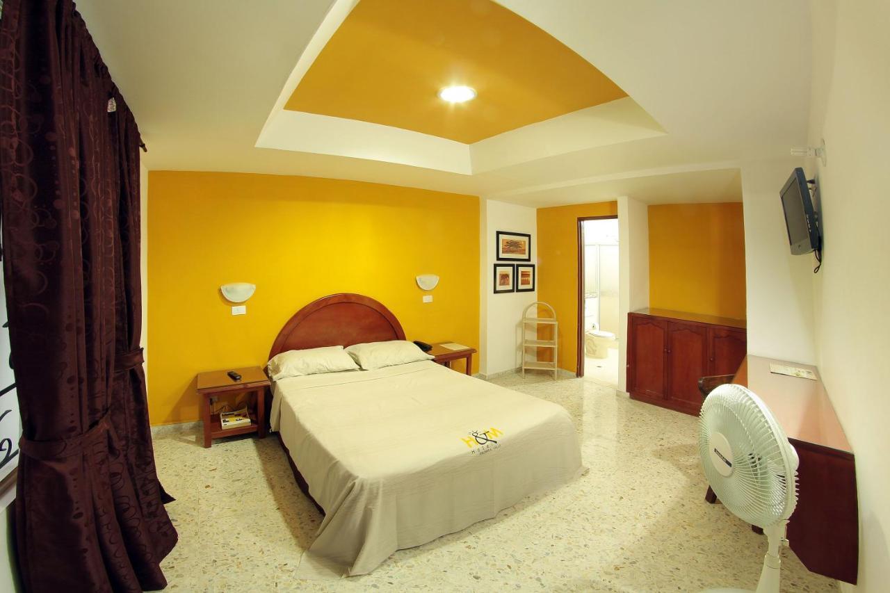 Hotel H Y M Palmira  Buitenkant foto