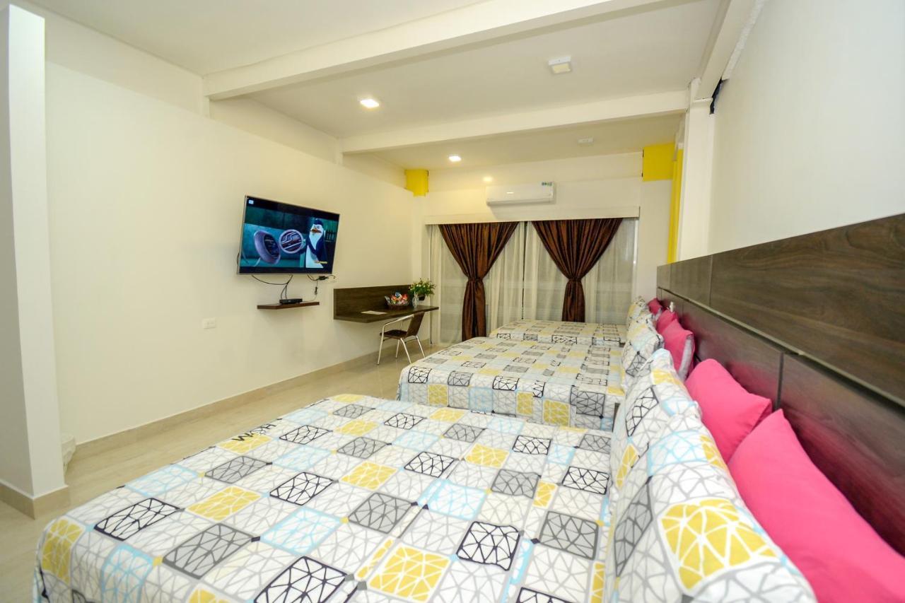 Hotel H Y M Palmira  Buitenkant foto